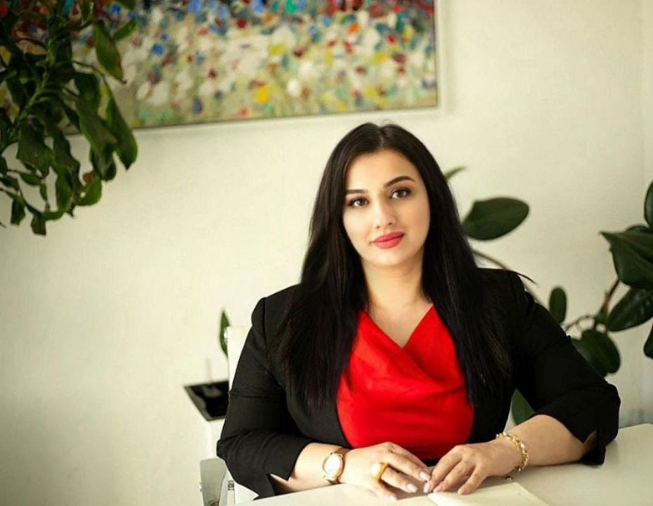 HÜQUQŞÜNAS – VƏTƏNDAŞ MÜNASİBƏTLƏRİ - Ellada Bayramova yazır