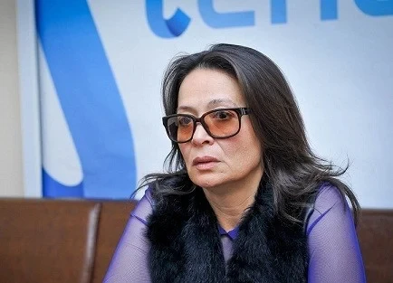 Xanlarova buna əsasən işdən çıxarılıb - Rəsmi