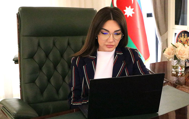 Sabiq nazirin bacısı qızı olan rektor kimdir?  - UNİVERSİTETİN CAVABI