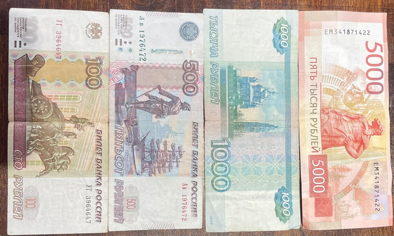 Rubl görün neçəyə oldu  - MƏZƏNNƏ