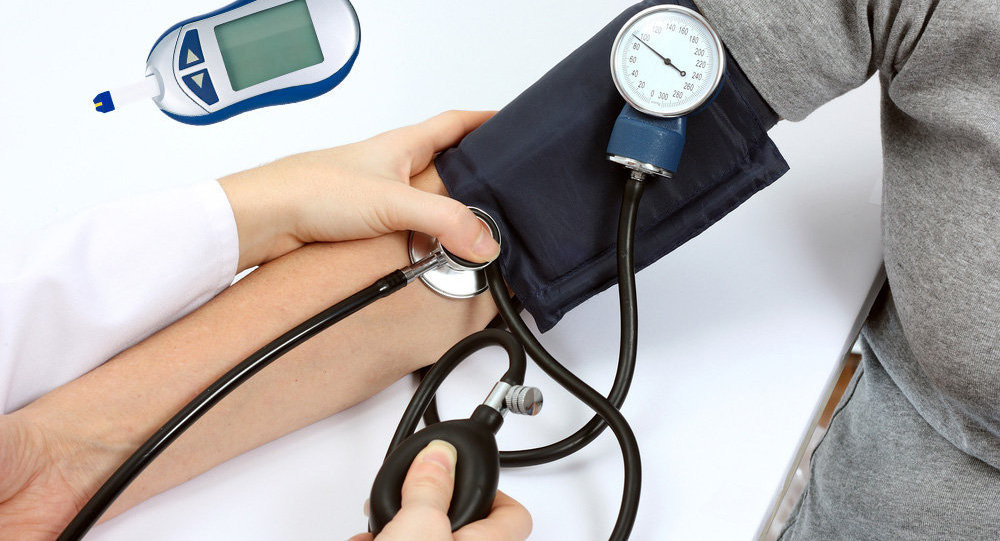 Gənclərdə təzyiq nədən yaranır?&nbsp; &nbsp;–&nbsp; &nbsp;Kardioloq XƏBƏRDARLIQ EDİR