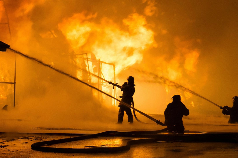 Sumqayıtda yanğın olub