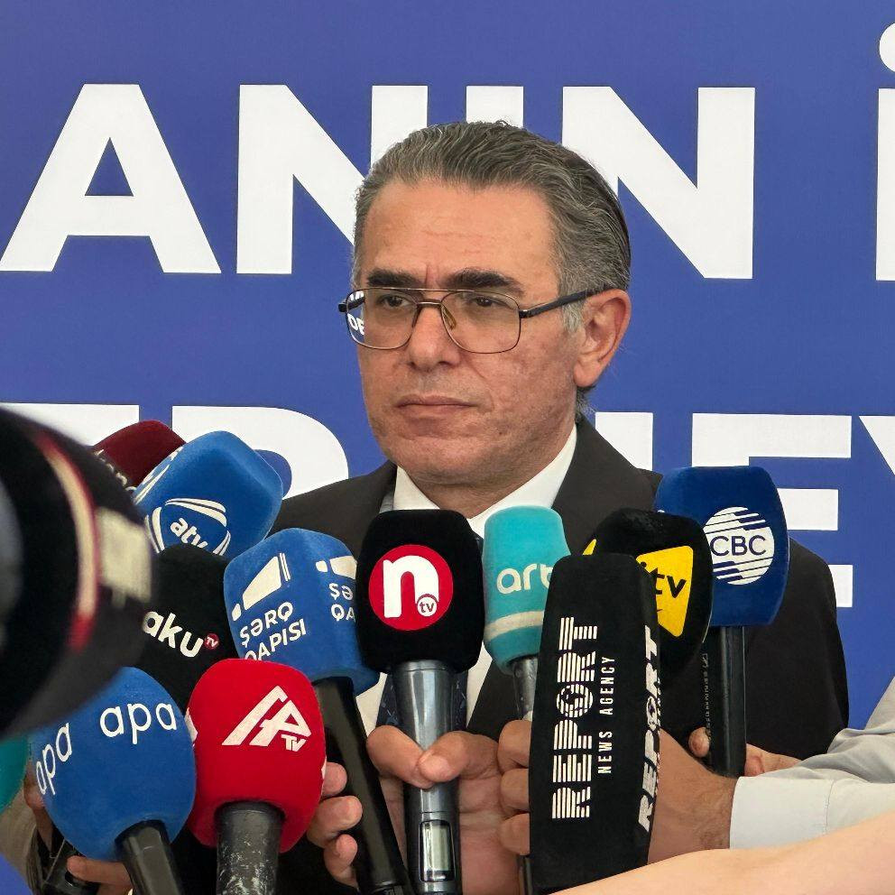 Natiq Məmmədlinin \"Sev\" kitabı uğur qazandı