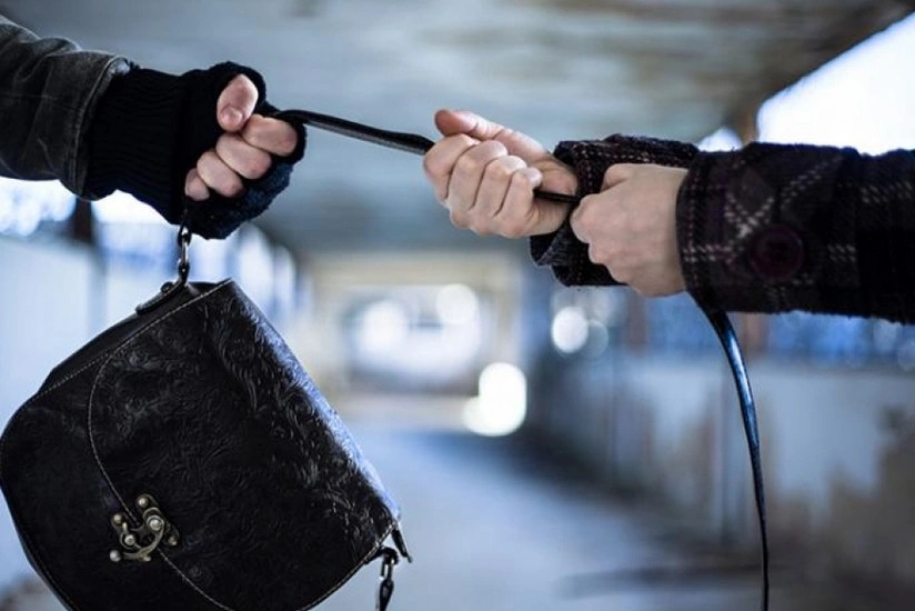 Bakıda ŞOK HADİSƏ: İki oğlan 75 yaşlı qadını...