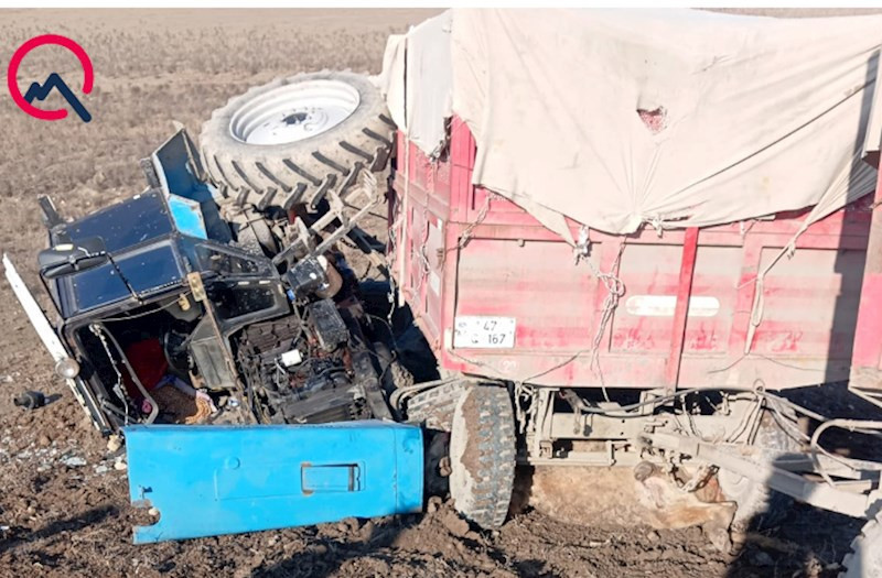 Qarşısına inək çıxan traktor aşdı — FOTO 