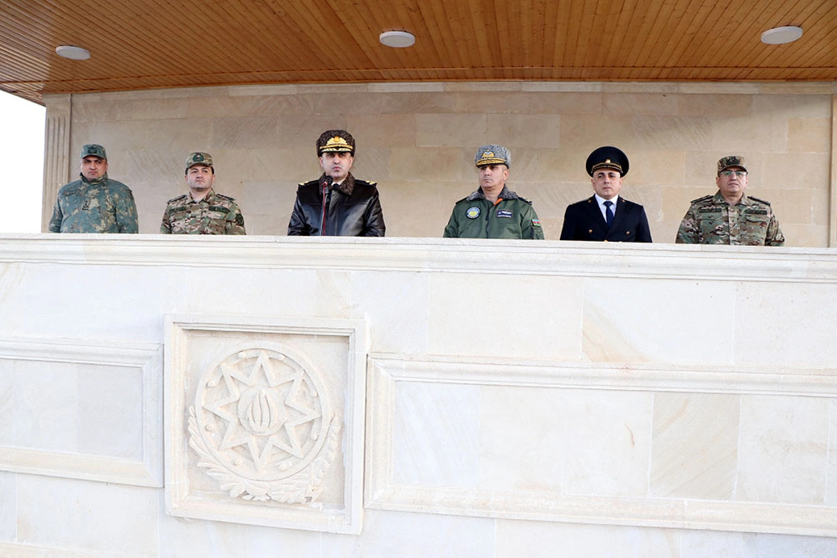 Generallar Namiq İslamzadə və Bəhruz Əhmədov HHQ hərbçiləri ilə bir araya gəldi