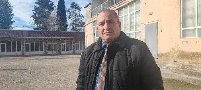 &nbsp;Müəllimdən \"Dəmirbank\" əl çəkdi icraçılar əl çəkmir...