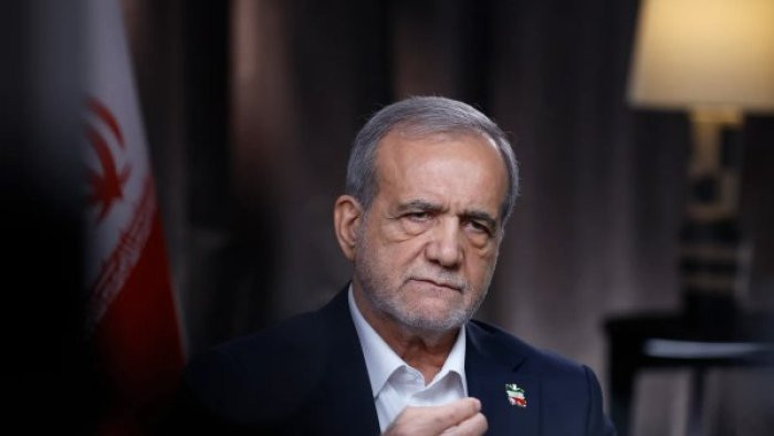 Pezeşkian sosial şəbəkədə Əli Xamenei haqda bunları yazdı