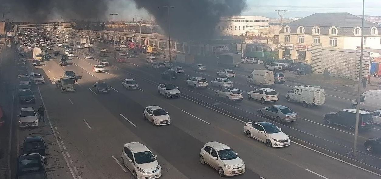 Yanğın davam edir:Xeyli sayda texnika cəlb edildi