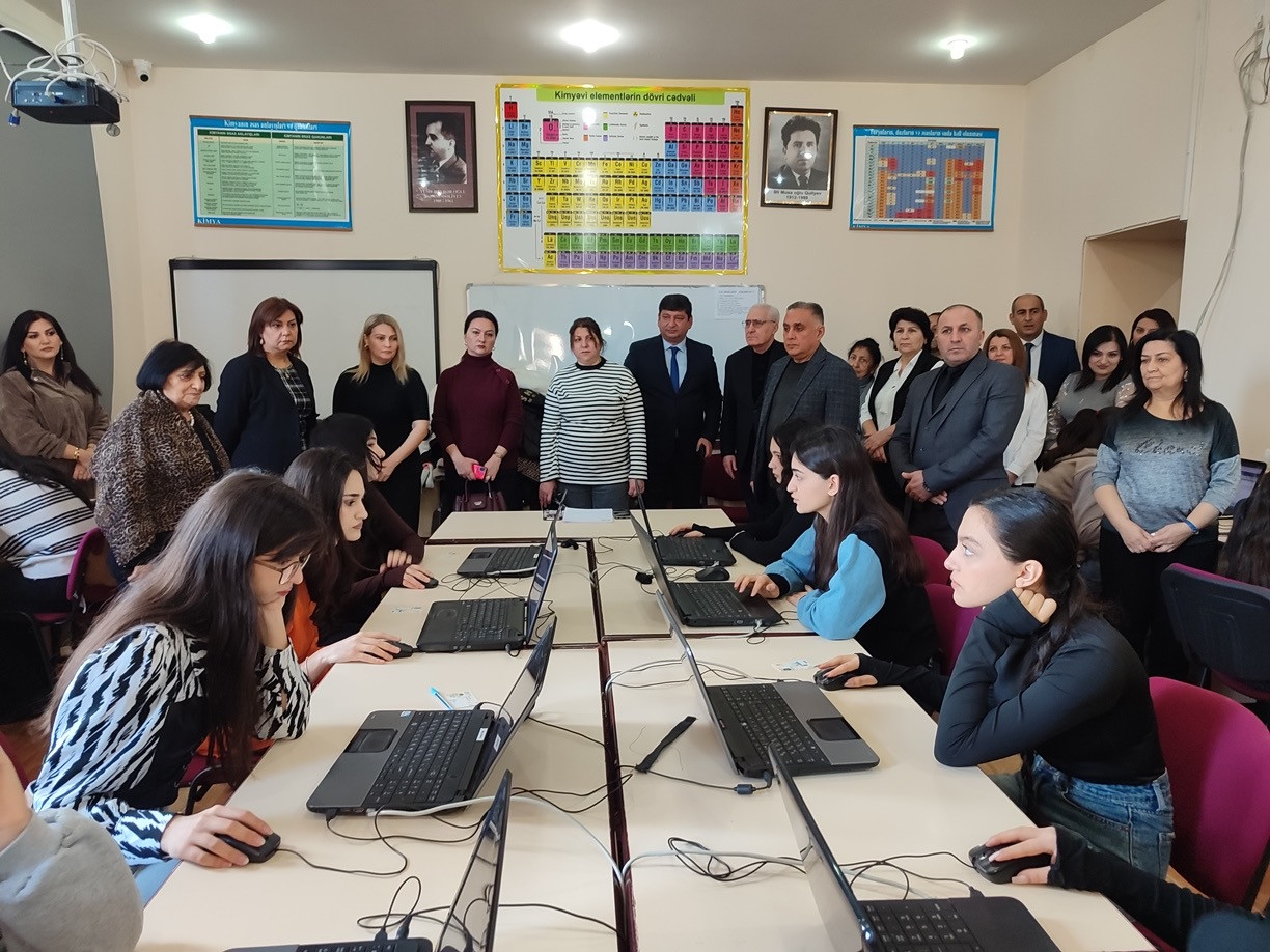 Gəncə Dövlət Universitetində imtahan sessiyası ictimaiyyətə açıq şəkildə izlənilib 