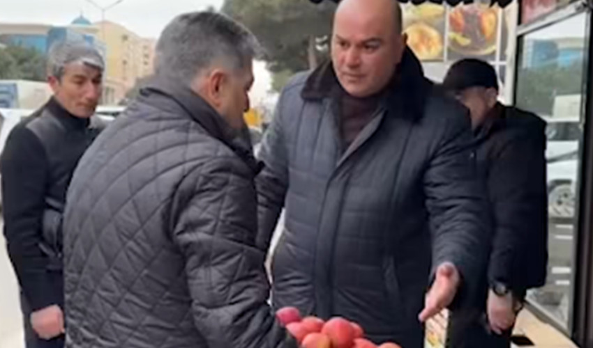 Sumqayıtda almaları müsadirə edən məmuru biabır etdilər - VİDEO&nbsp;