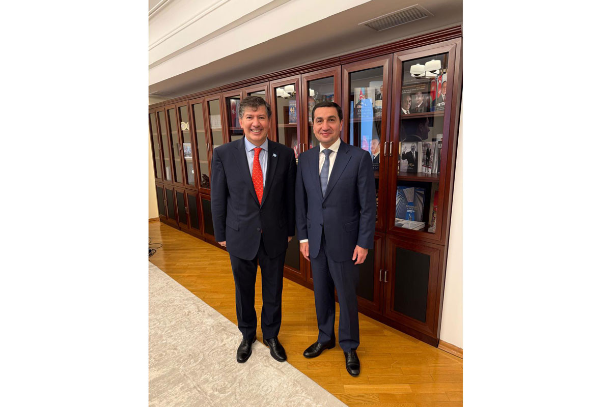 Hikmət Hacıyev BMT-nin müvəqqəti rezident əlaqələndiricisi ilə görüşüb&nbsp;