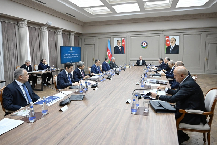 Baş nazir iclas keçirdi: Mühüm tapşırıqlar VERİLDİ
