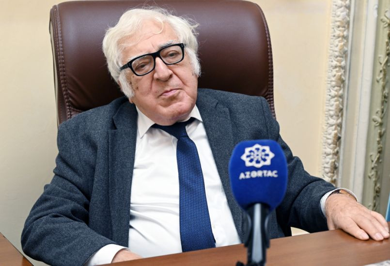 \"Daha namizədliyimi verməyəcəyəm\"&nbsp; &nbsp; —&nbsp; &nbsp;Xalq yazıçısı, AYB sədri Anarla MÜSAHİBƏ