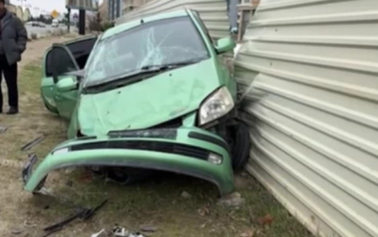 Bulvarda ağır qəza - XƏSARƏT ALAN VAR-VİDEO