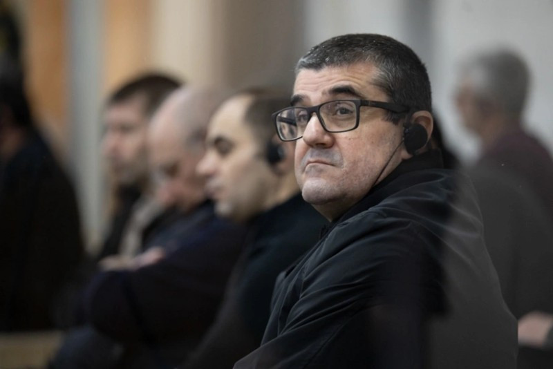 Ömürlük həbs cəzası alan ermənilərin üz ifadəsi - Məhkəmədən VİDEO