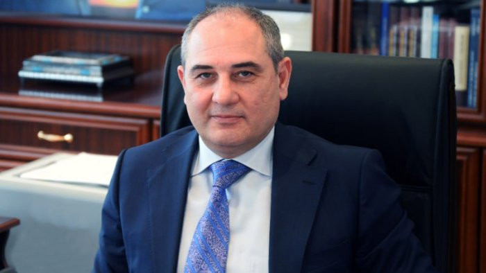 Tahir Budaqov köhnə komandaya toxunacaqmı? Müavinlərin taleyi sual altında  