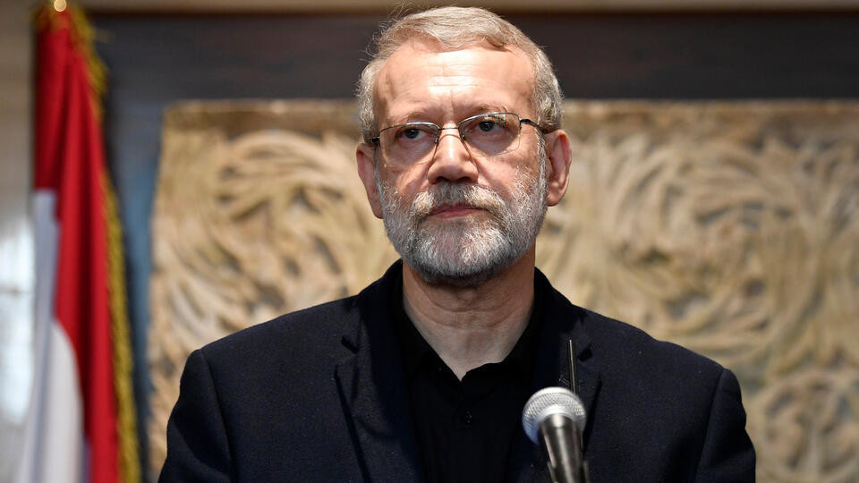 İran Təhlükəsizlik Şurasının sədri: ABŞ respublikaya qarşı hərbi seçimdən imtina edir