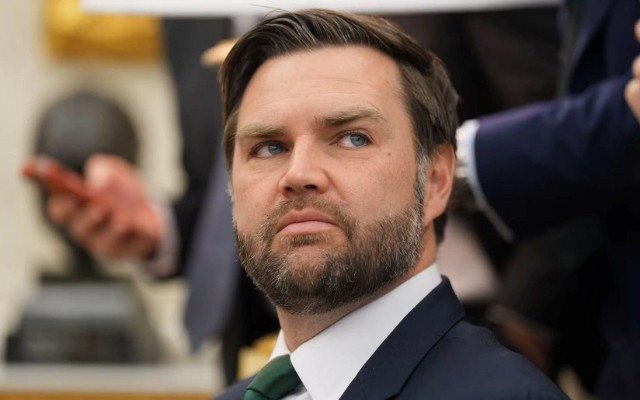 Vens: “Epşteyn Trampdan nifrət edirdi” – Səs-küylü açıqlama