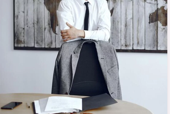 66 yaşında yüksək vəzifəyə gətirilən şəxs KİMDİR?   —   FOTO