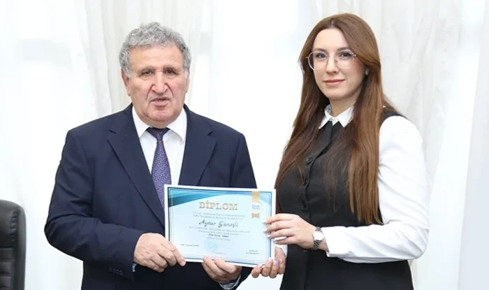 AMEA açıqlama yaydı, İsa Həbibbəylini rüsvay etdi 