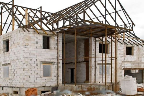 Ev tikmək istəyənlərin NƏZƏRİNƏ - VİDEO 