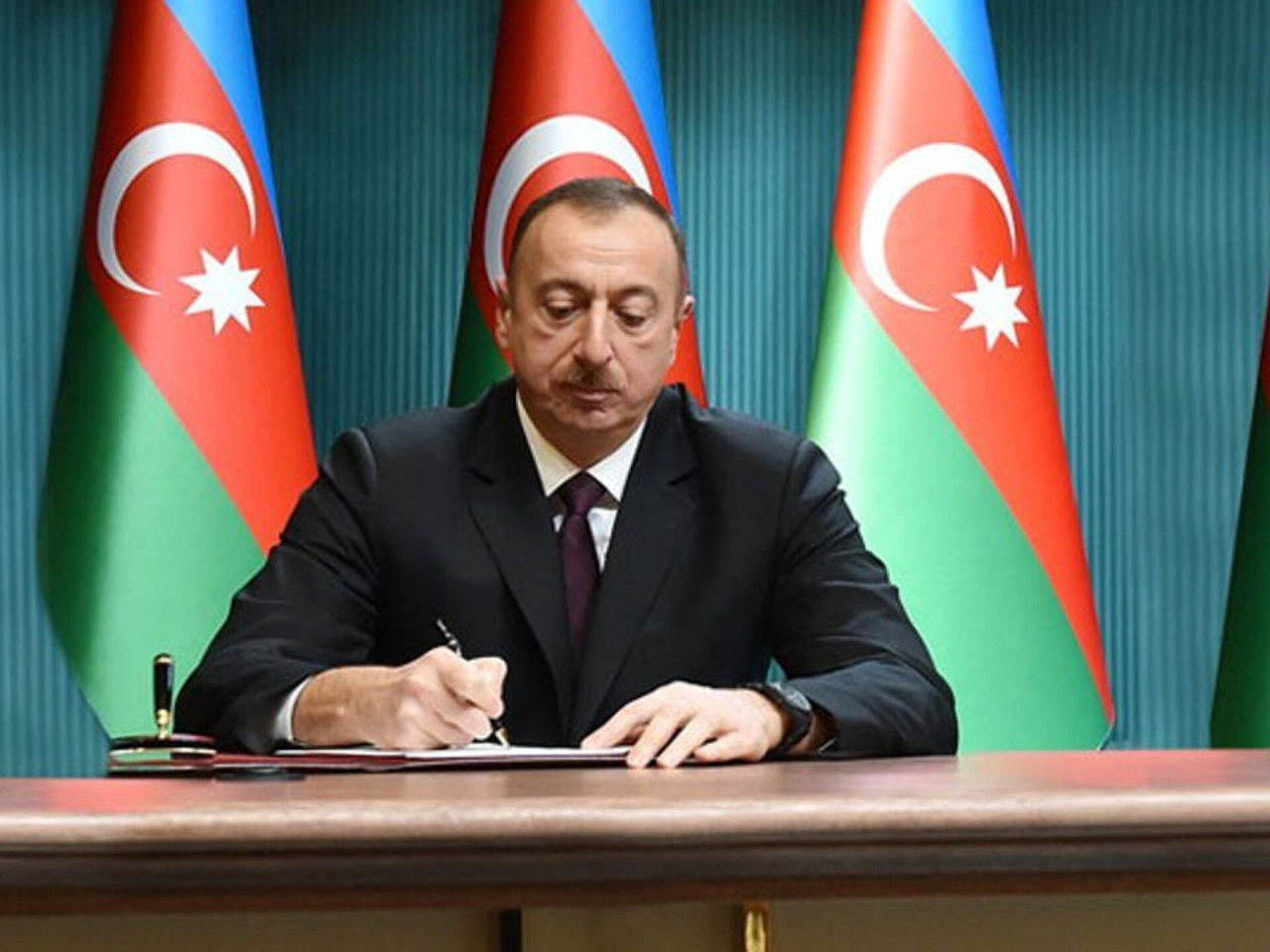 Prezident yeni FƏRMAN İMZALADI