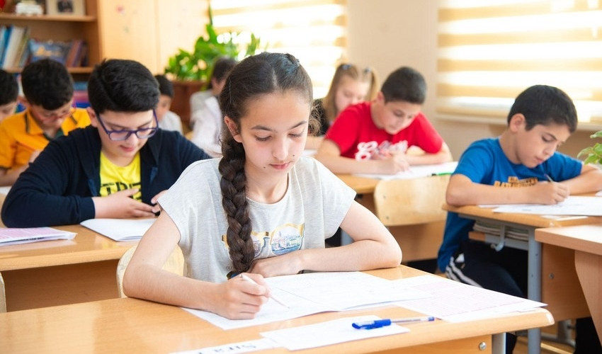 Uşaq niyə dərs oxumaq İSTƏMİR? - SƏBƏBİ BU İMİŞ...