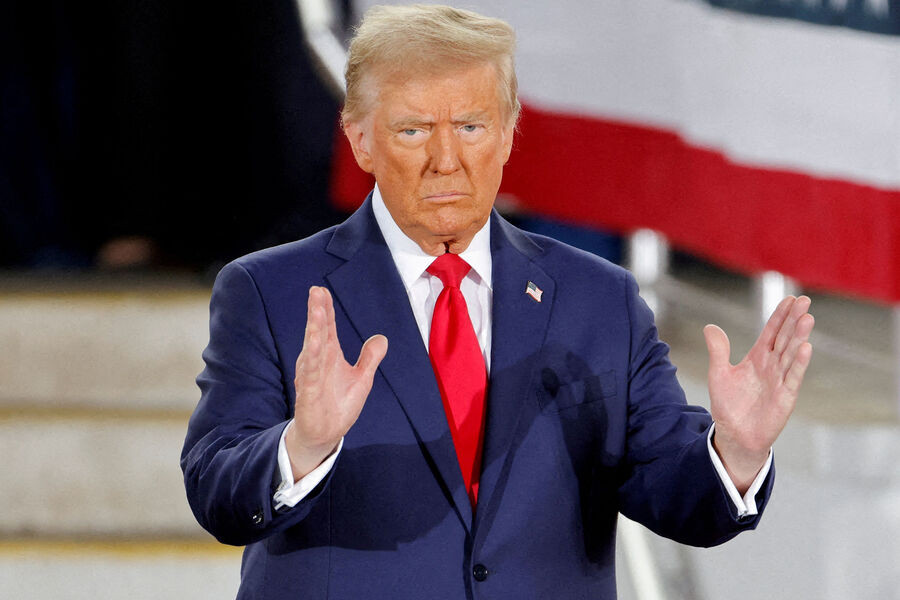 Tramp İranla bağlı çıxış edəcək: Bakı vaxtı ilə...