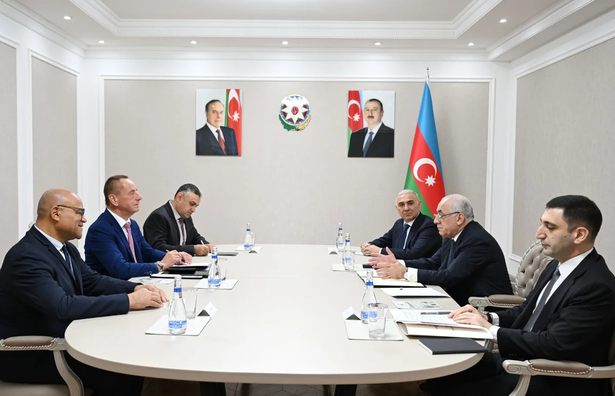 Əli Əsədov Beynəlxalq Kanoe Federasiyasının prezidenti ilə görüşüb