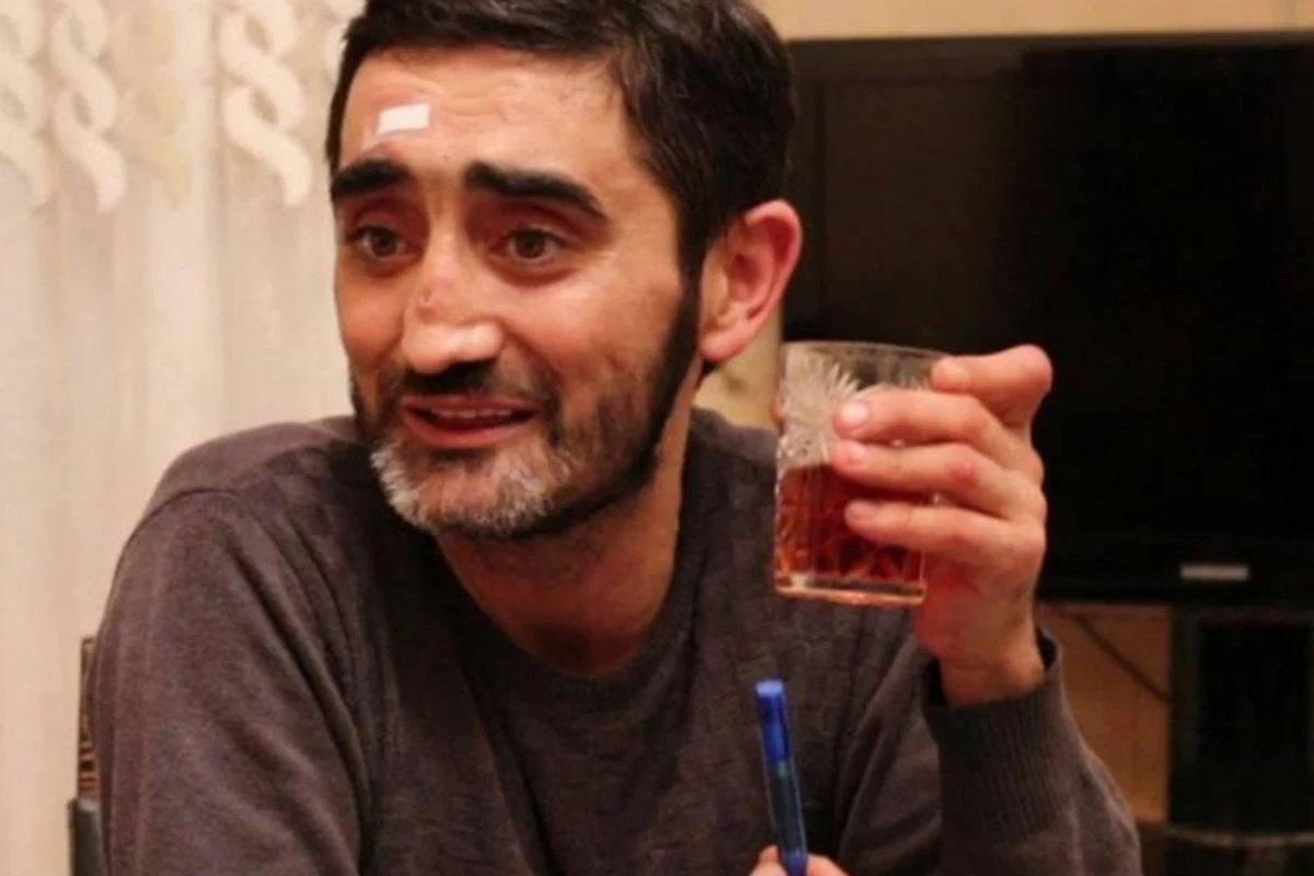 Aydın Xırdalanlısız 7 il - Həmkarları məzarını ziyarət etdilər  (FOTO)