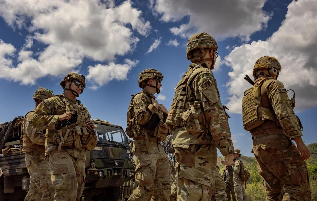 ABŞ İranın Xarq adasını ələ keçirmək istəyir