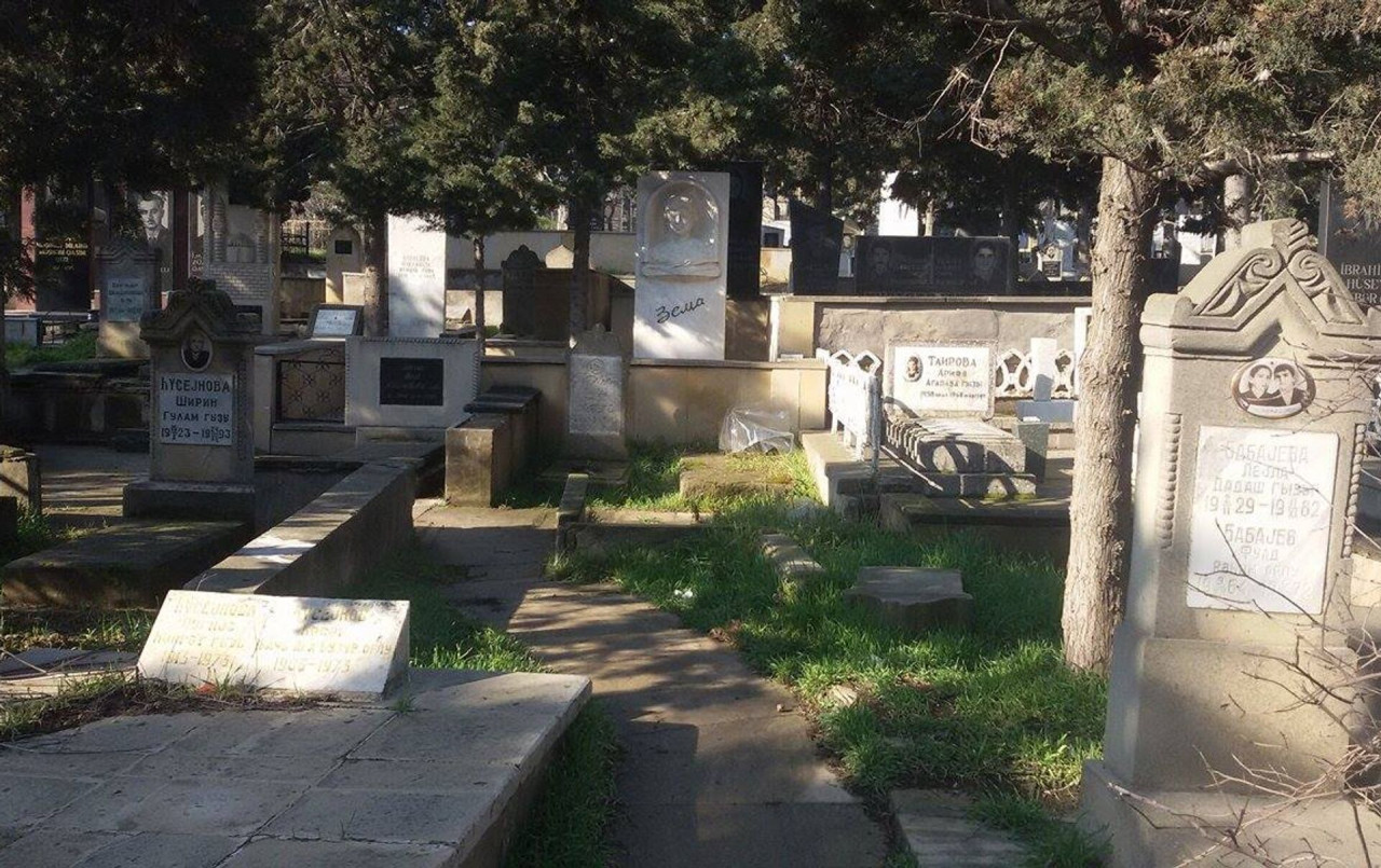 Süfrələrdən əskik olmayan bu çərəz qəbiristanlıq bitkisiymiş... 