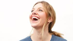 2 dəqiqə gülmək, 20 dəqiqə gəzinti qədər faydalıdır 