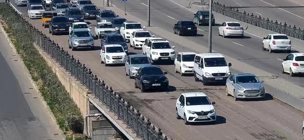 Bu yollara girməyin,tıxac var!