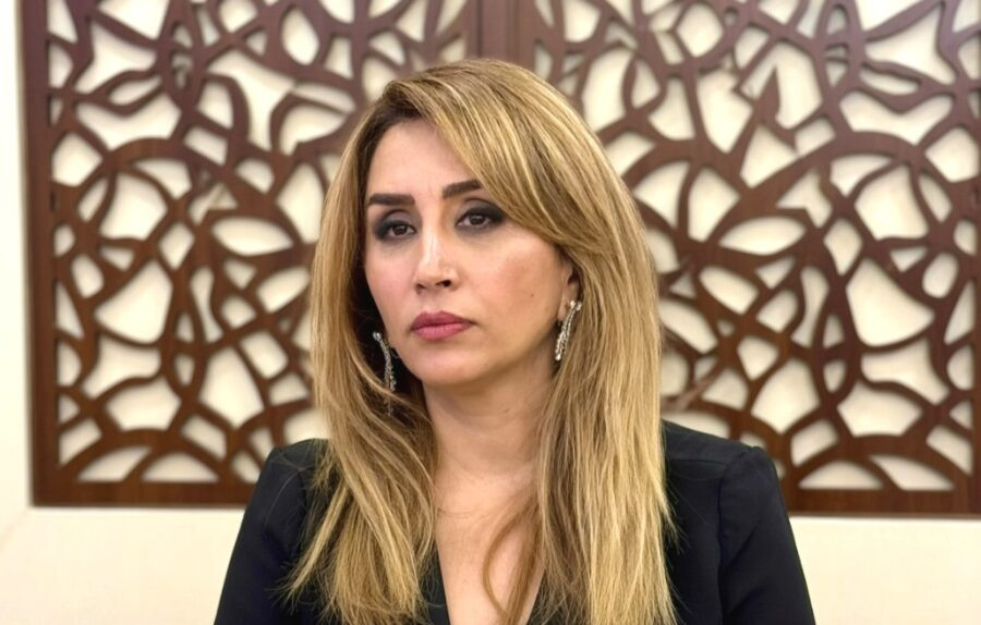 Elnarə Abdullayeva polis bölməsindədir: nə baş verir?