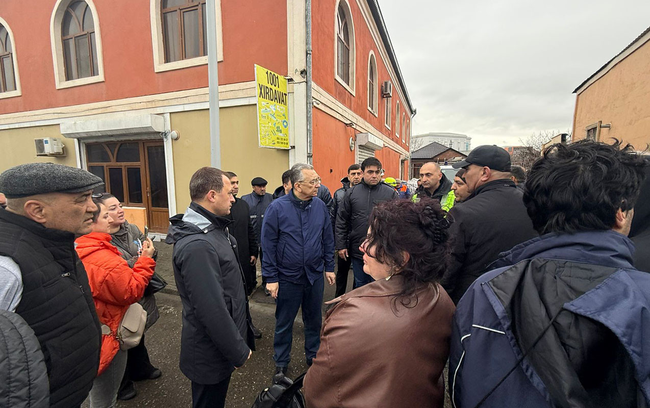 Keşlədə nə baş verir?   —  Bakı meri hadisə yerinə getdi