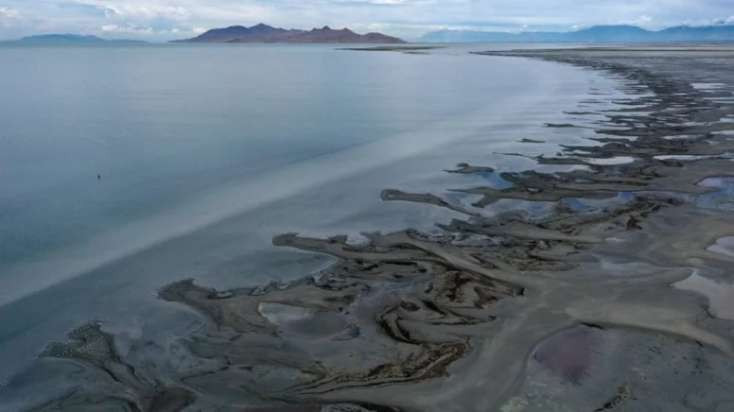 Duzlu göl qurudu, maraqlı hadisəni üzə çıxardı 
