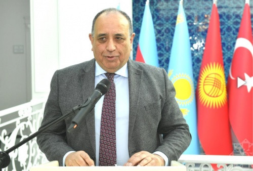 Türk Mədəniyyəti və İrsi Fondunda “Türk dünyasının diplomatiya inciləri”ndən növbəti kitab təqdim olundu 