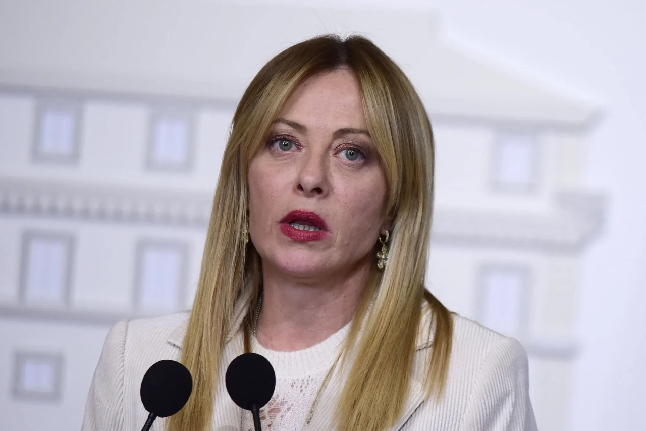 Meloni Trampın Roma Papası haqqında sözlərini qəbulolunmaz ADLANDIRDI 