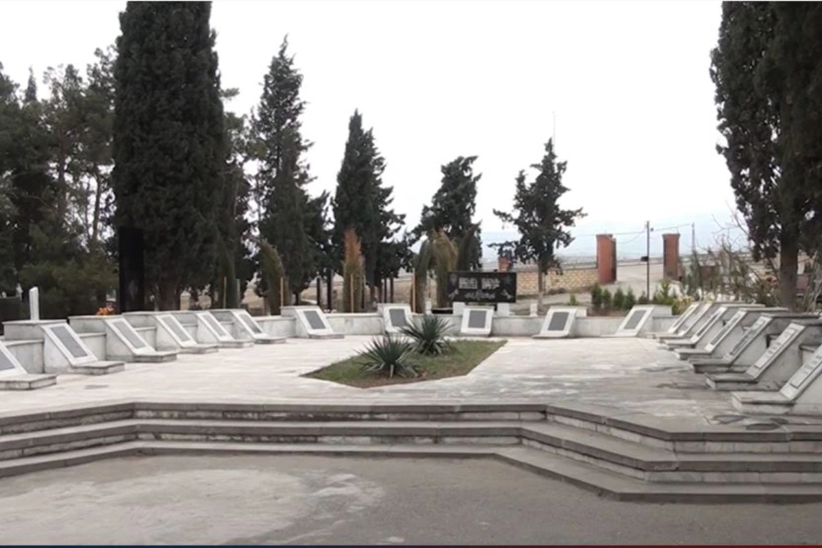 Gəncə Fəxri Xiyabanında dəfn olunan 19 əcnəbi pilotlar&nbsp;&nbsp;KİMLƏRDİR?&nbsp;&nbsp;