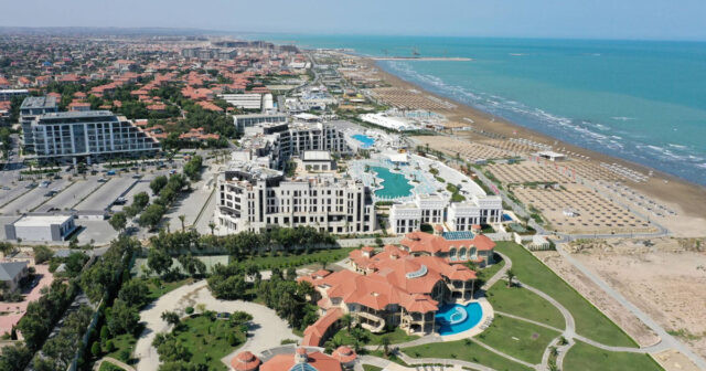 Baş nazirdən “Sea Breeze Resort”la bağlı QƏRAR 