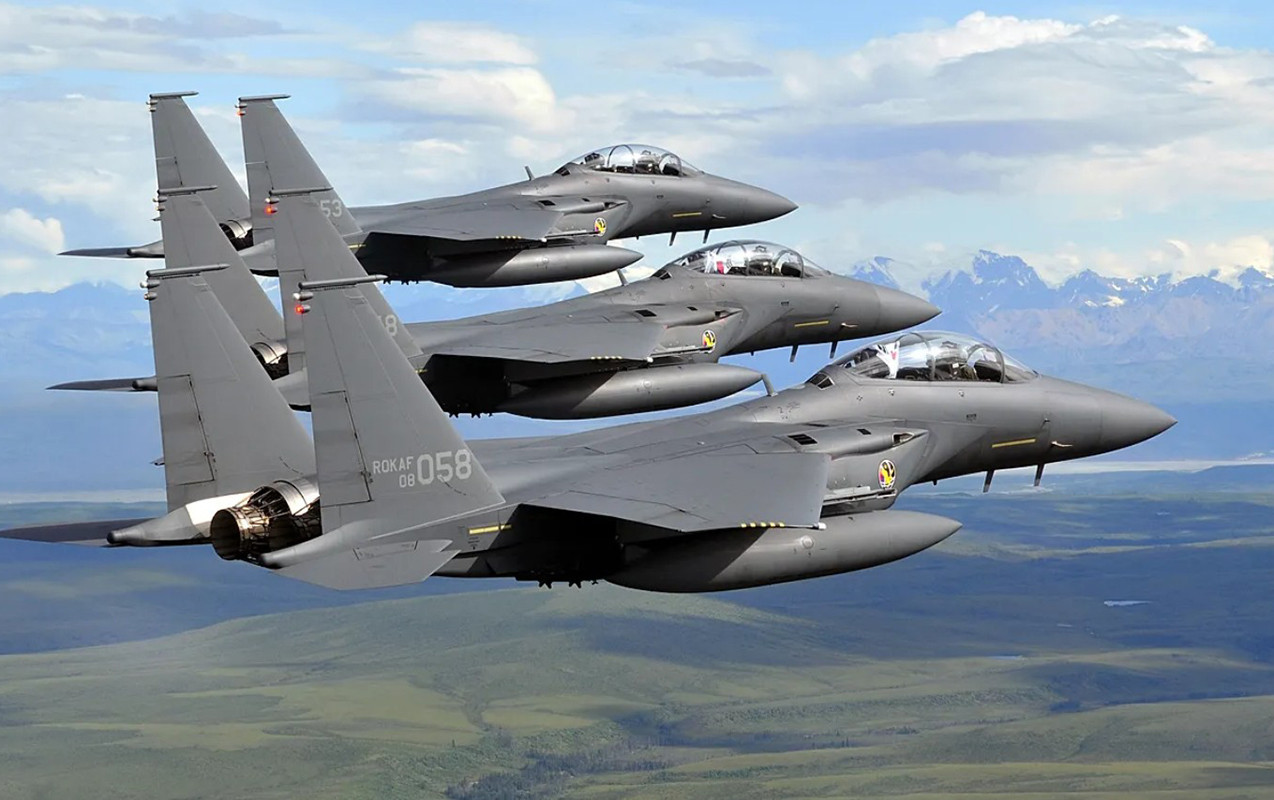 Pilotlar selfi çəkərkən təyyarələr toqquşub - Detallar&nbsp;