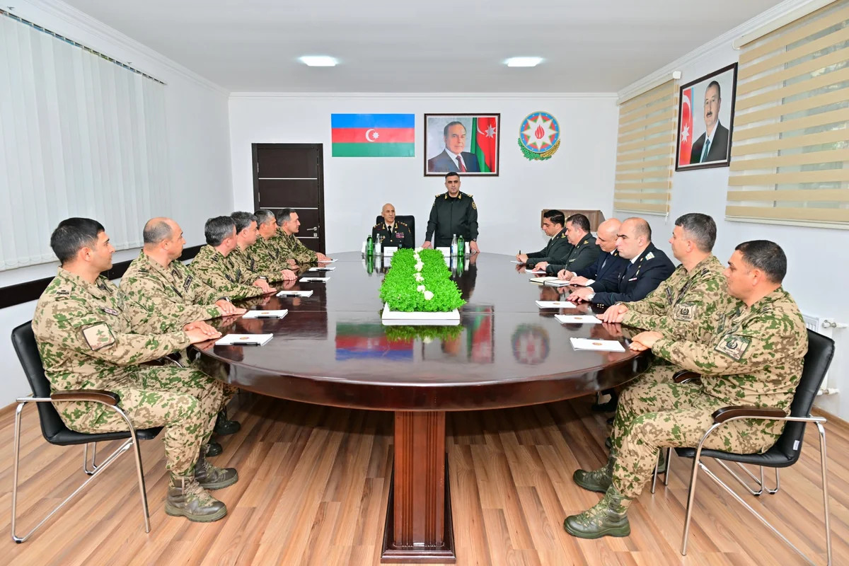 Hərbi prokuror Daxili Qoşunların hərbi hissəsində görüş keçirib&nbsp;