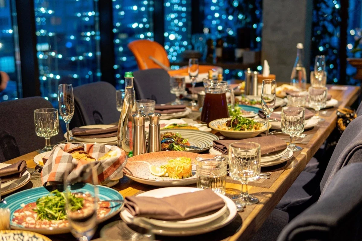 Azərbaycanda restoran və kafe açmaq istəyənlərin NƏZƏRİNƏ: Addım-addım qanuni prosedurlar&nbsp;&nbsp;