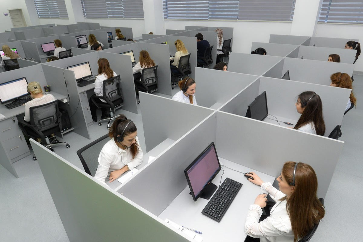 “AzInTelecom\" və \"Azercell”in çağrı mərkəzləri birləşdirilib&nbsp;
