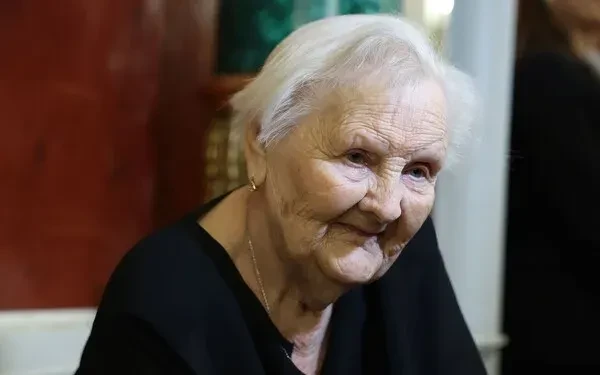 Putin ilk müəllimini iqamətgahında qonaq etdi