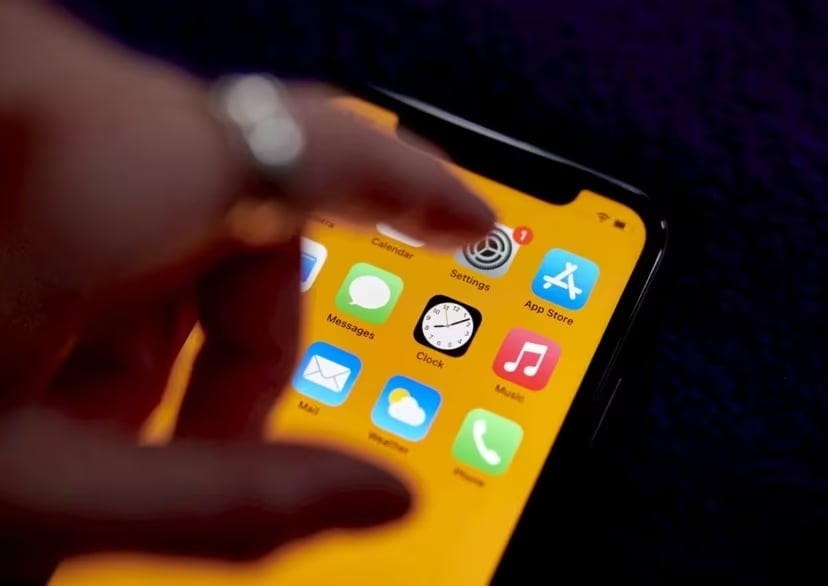 \"iPhone\" istifadəçilərinə xəbərdarlıq — Təcili bunu edin 