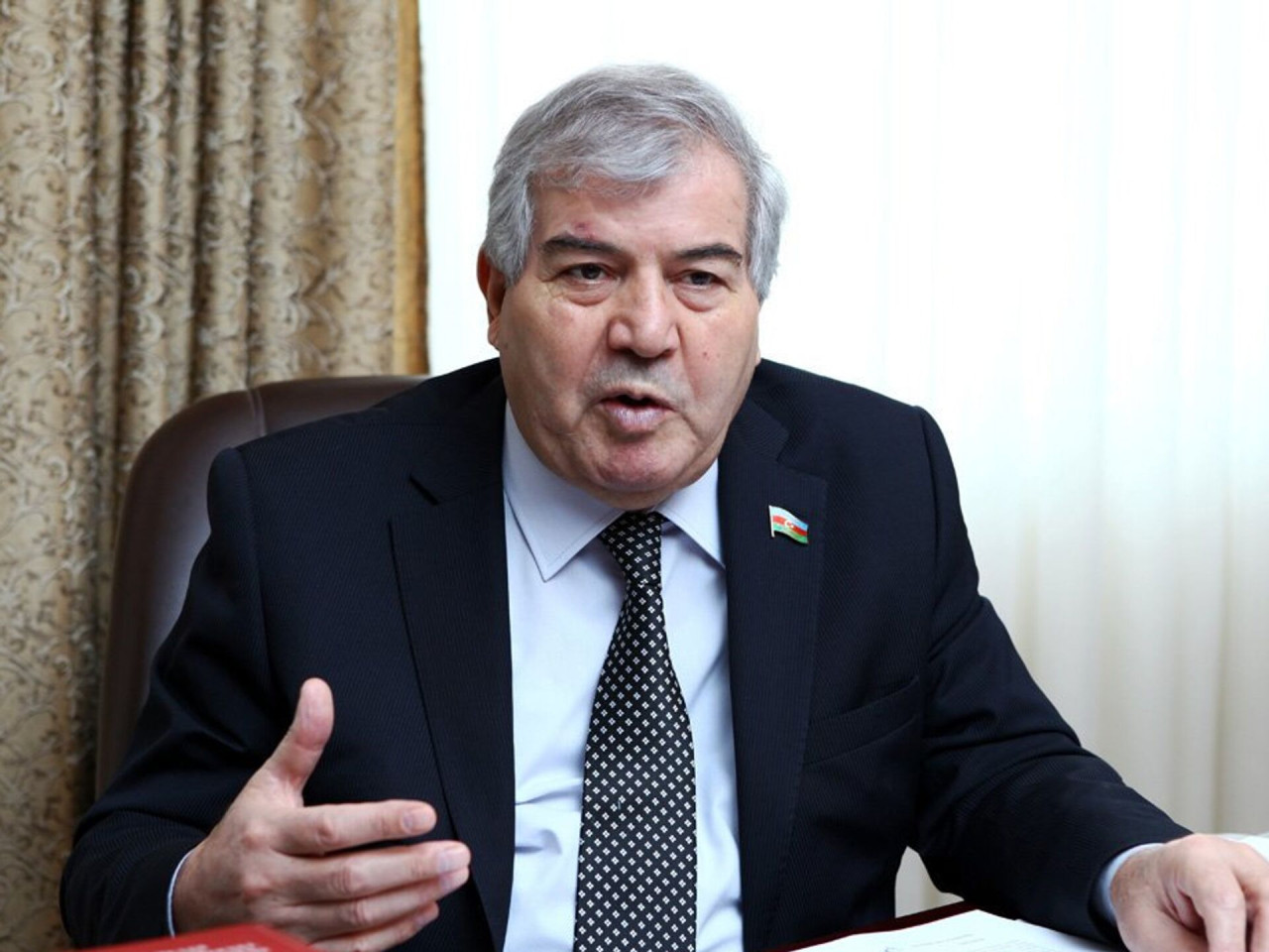 SABİR  RÜSTƏMXANLI: DƏYİŞMƏZ  VƏ  ƏBƏDİ  ÜNVANIMIZ&nbsp; &nbsp;—&nbsp; Sabir Abdin YAZIR