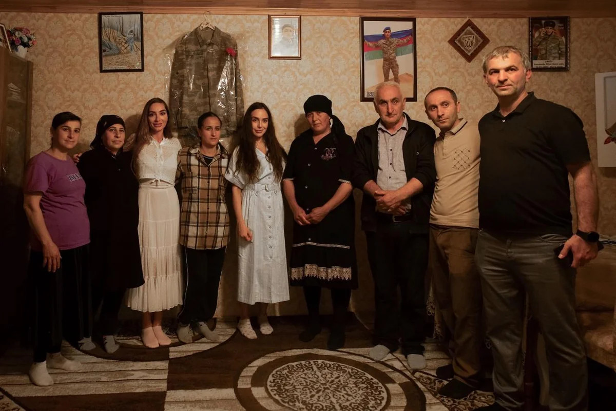 Leyla Əliyeva və Arzu Əliyeva Lənkəranda şəhid ailəsini ziyarət ediblər&nbsp;
